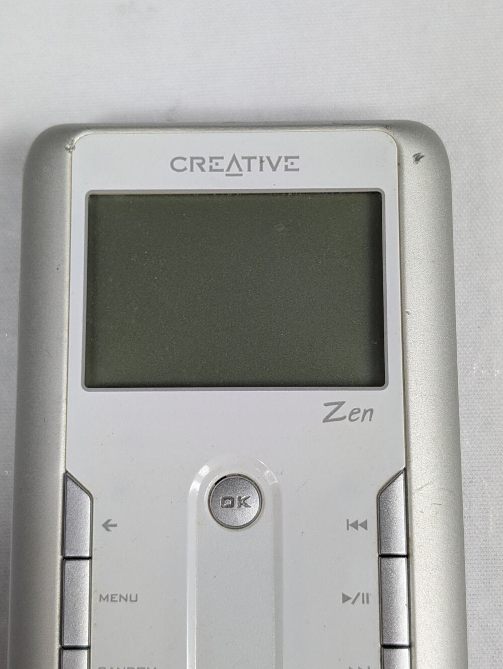PARTS ONLY Creative Zen Digital Music Player DAP-HD0014 Silver/Black